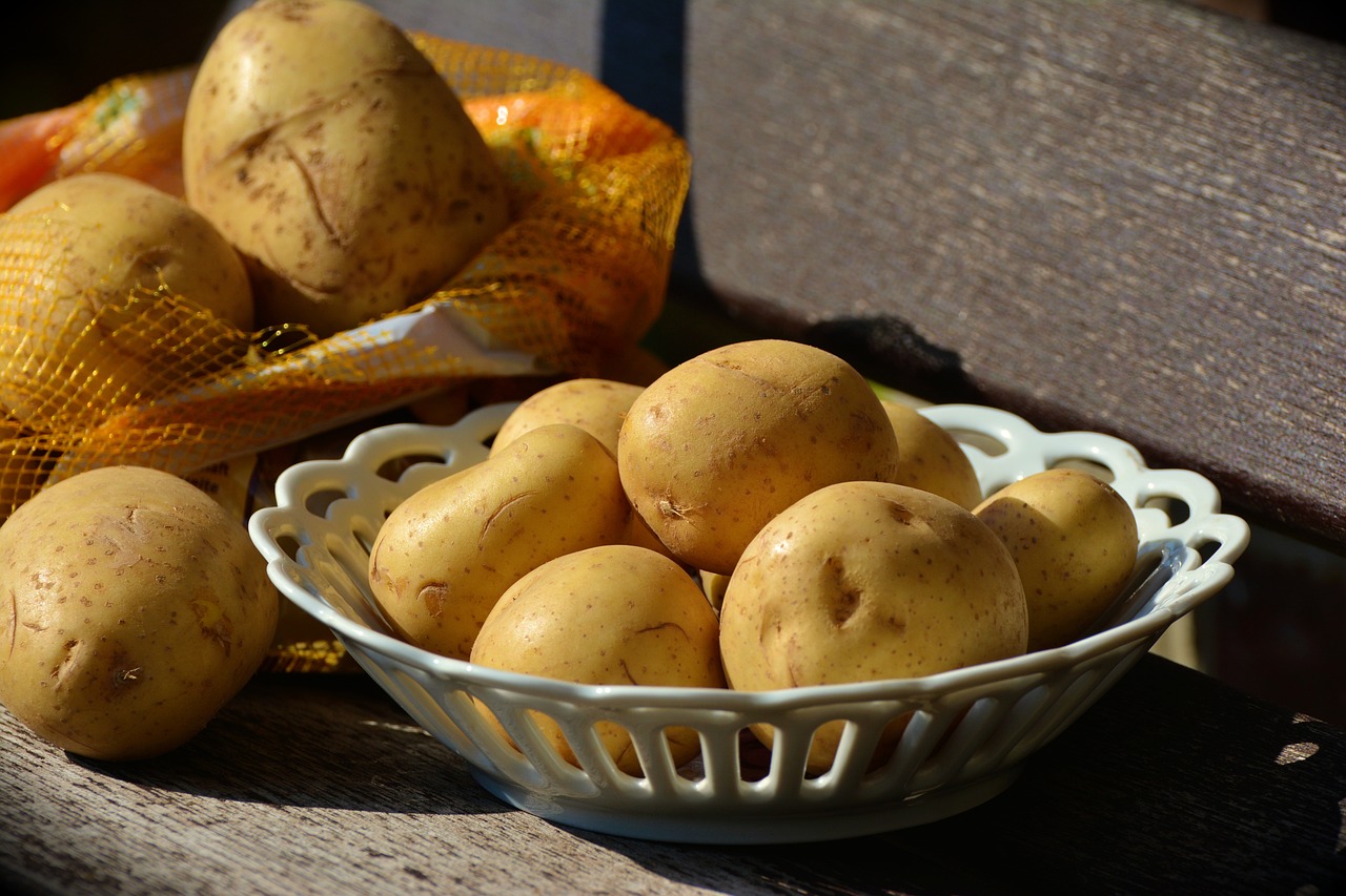 potatoes-1654294_1280